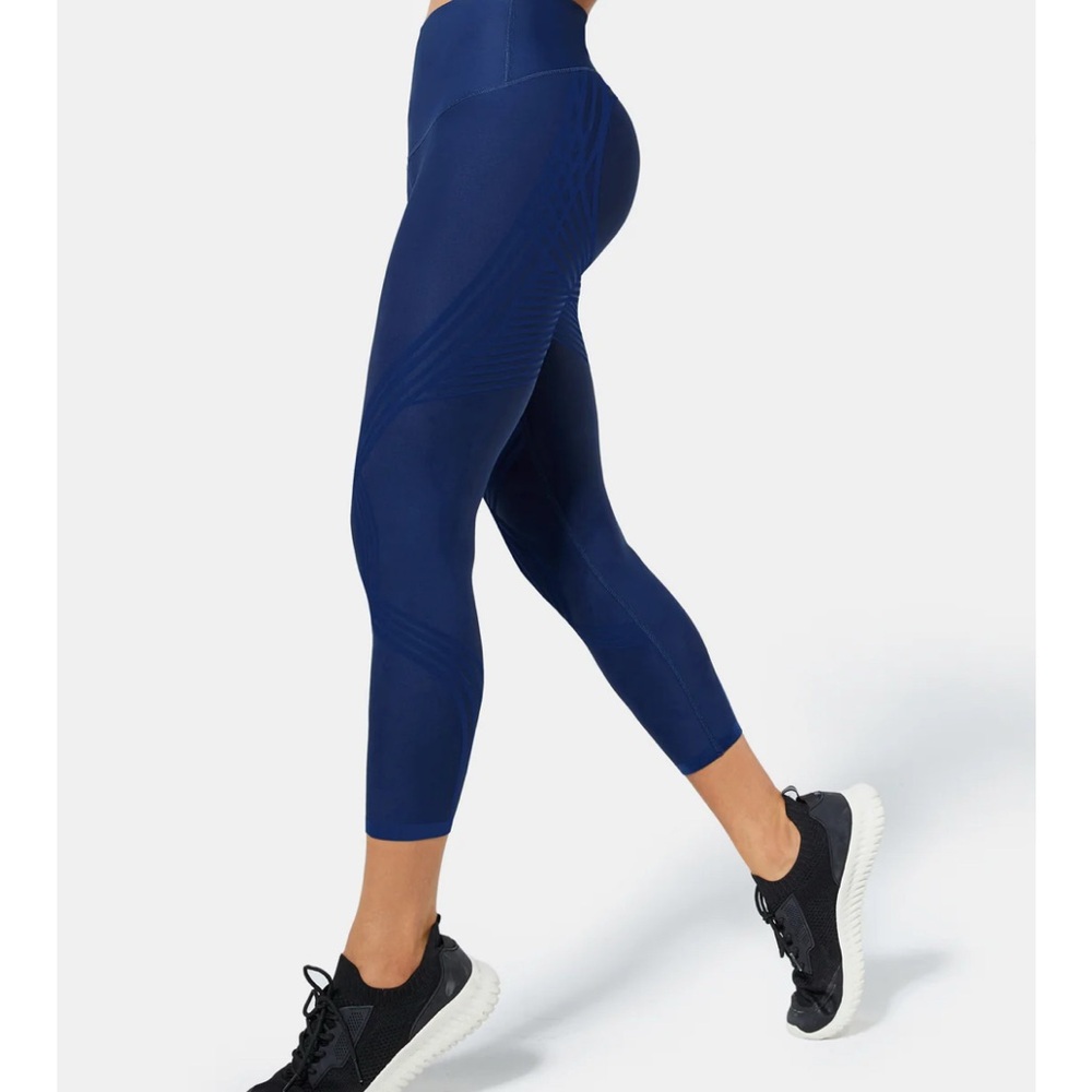 Fanka Sculpt High-Waisted 7/8 Leggings - Picture 2 of 5